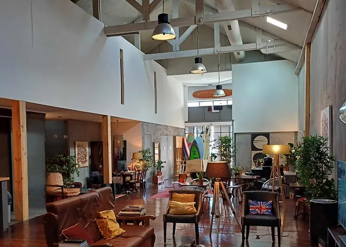 Caruma Surf Hostel